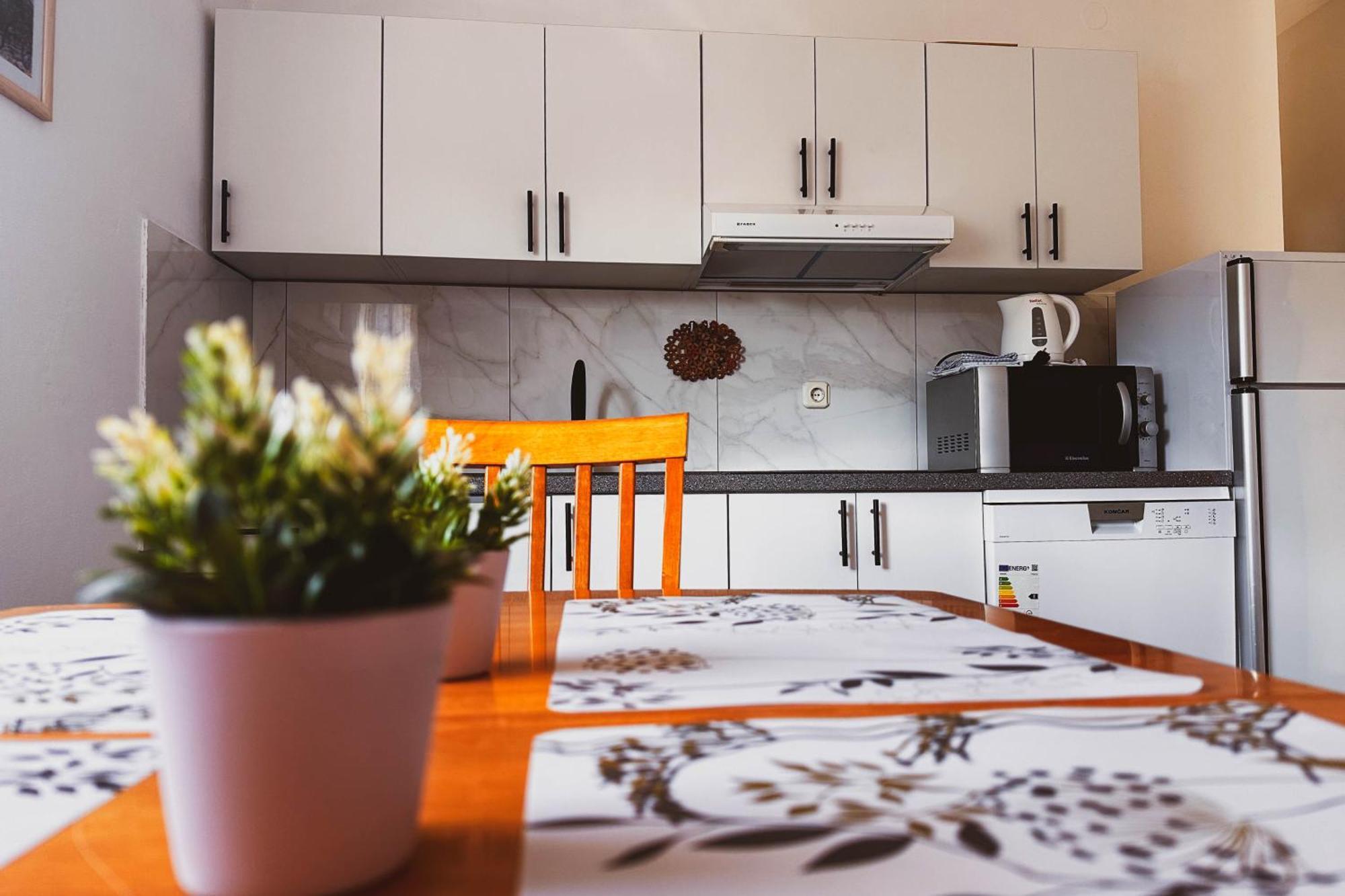 Apartmani Trupeljak Mandre Eksteriør billede